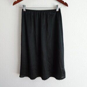 Warner's Half Slip Under Skirt Black Size M Nylon Lace Trim Y2K Modest 25" Long